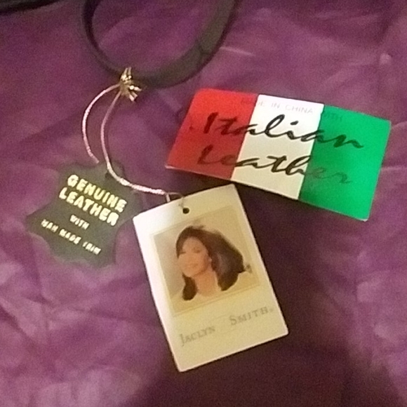 Jaclyn smith genuine leather with man made trim - Picture 2 of 13